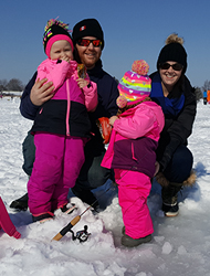 Ontario Family Fishing Events | Family Ice Fishing Photo Contest